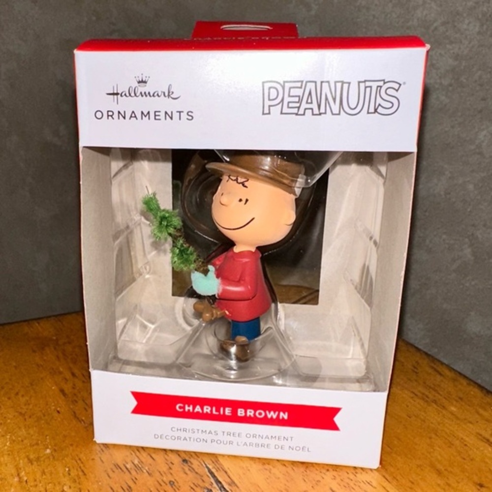 Hallmark Ornaments Peanuts Charlie Brown Christmas Tree Ornament NEW IN BOX!